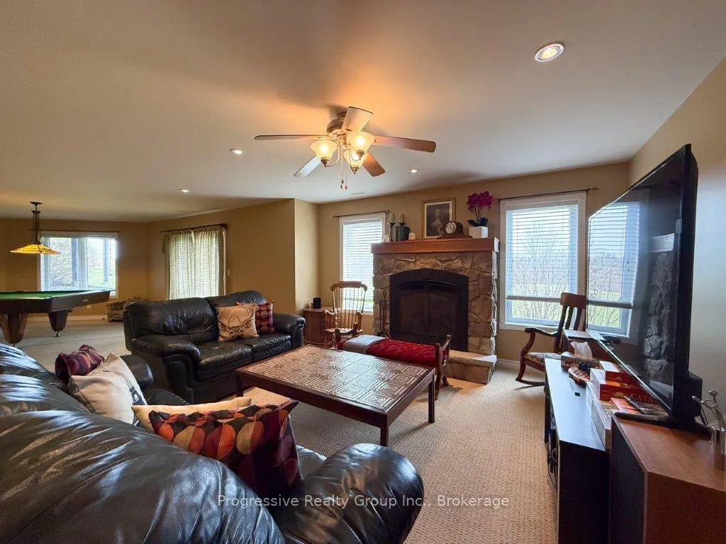 Photo 17 of 14 East Street S, Norfolk, Port Dover — HOMEH