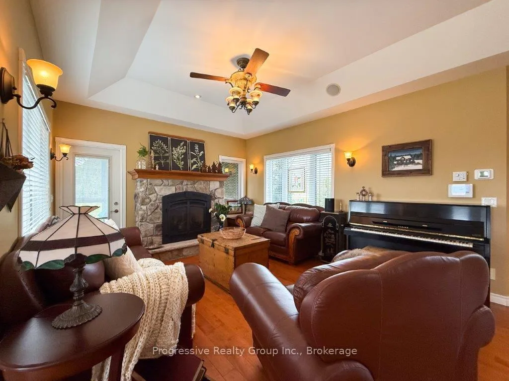 Photo 29 of 14 East Street S, Norfolk, Port Dover — HOMEH