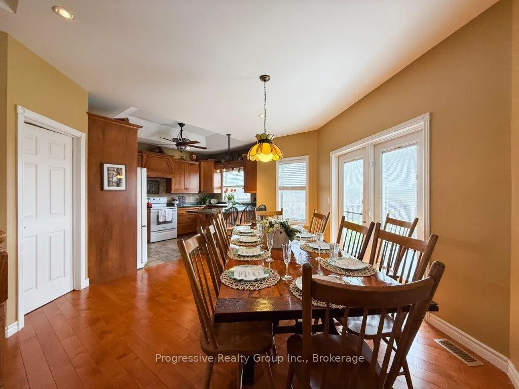 Photo 30 of 14 East Street S, Norfolk, Port Dover — HOMEH