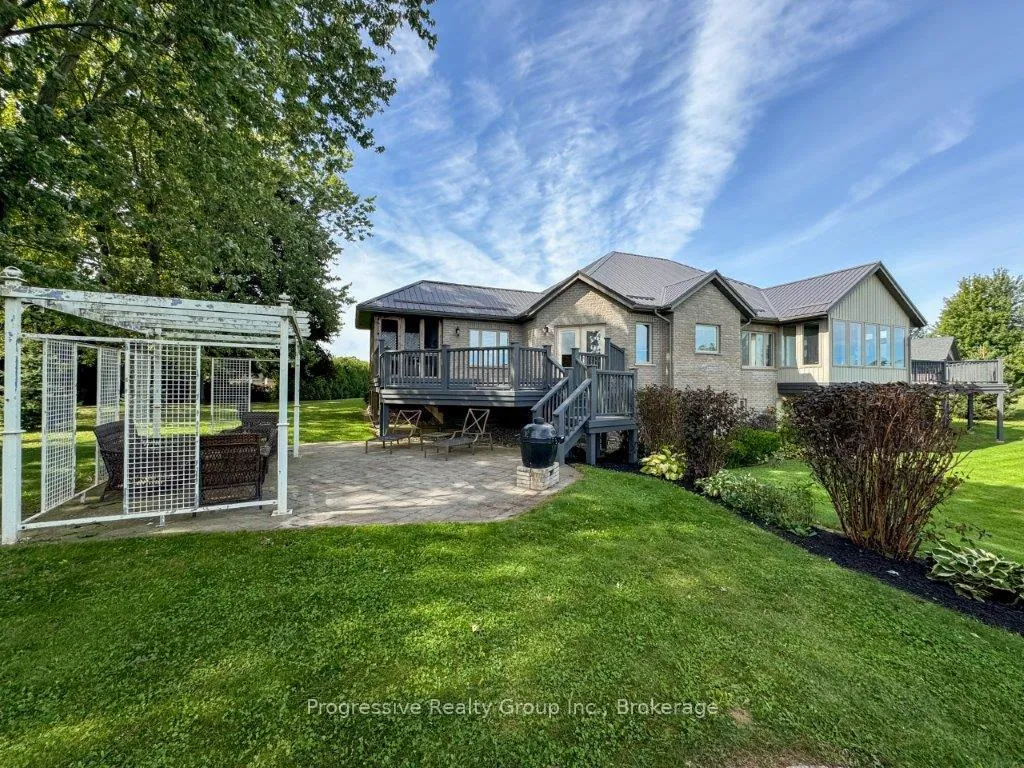 Photo 36 of 14 East Street S, Norfolk, Port Dover — HOMEH