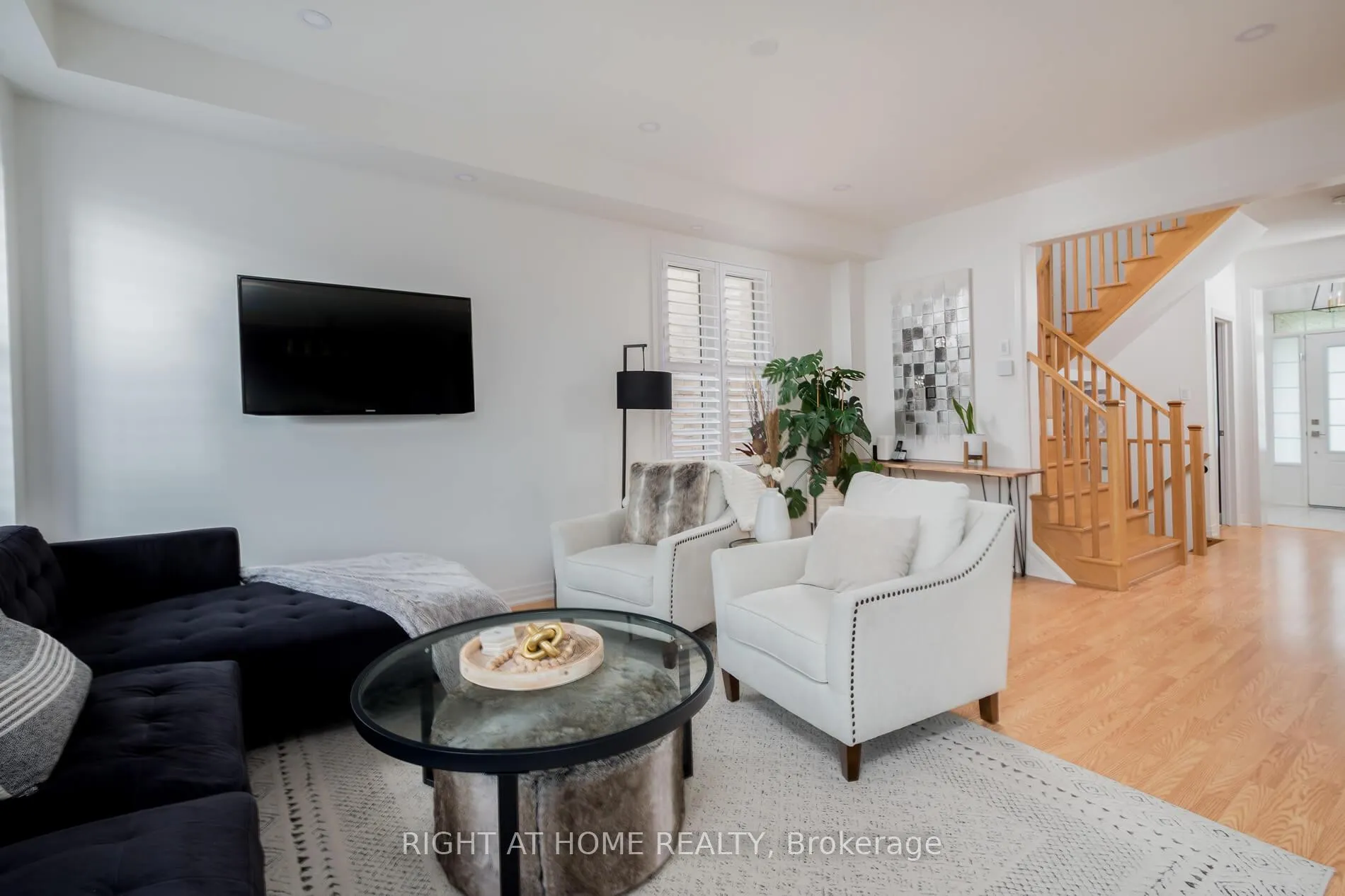 Photo 10 of 5 Pridham Place, New Tecumseth, Tottenham — HOMEH