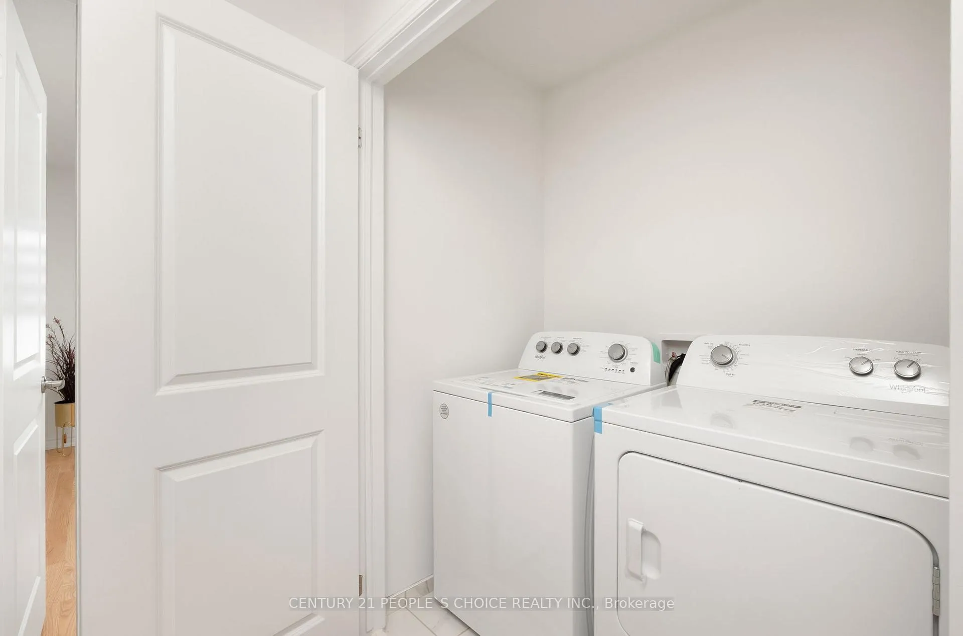 Photo 27 of 18 Heming Street, Brant, Paris — HOMEH