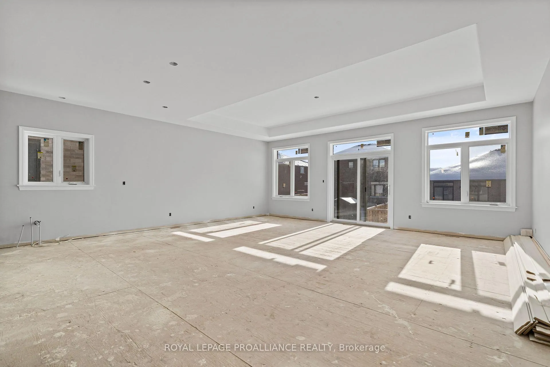 Photo 4 of 15 Andrew Crescent, Quinte West, Murray Ward — HOMEH