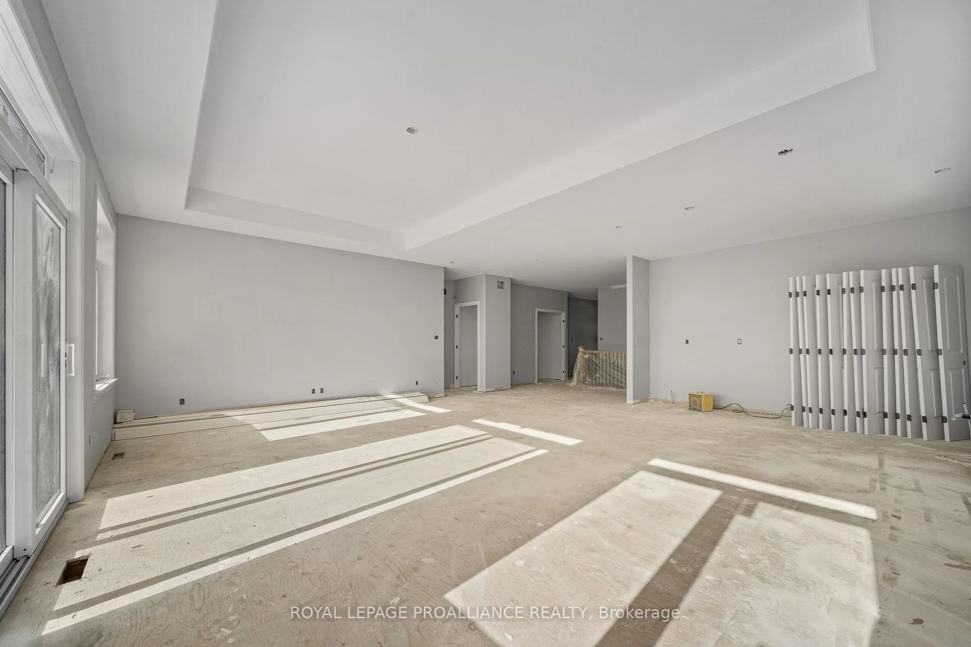 Photo 5 of 15 Andrew Crescent, Quinte West, Murray Ward — HOMEH