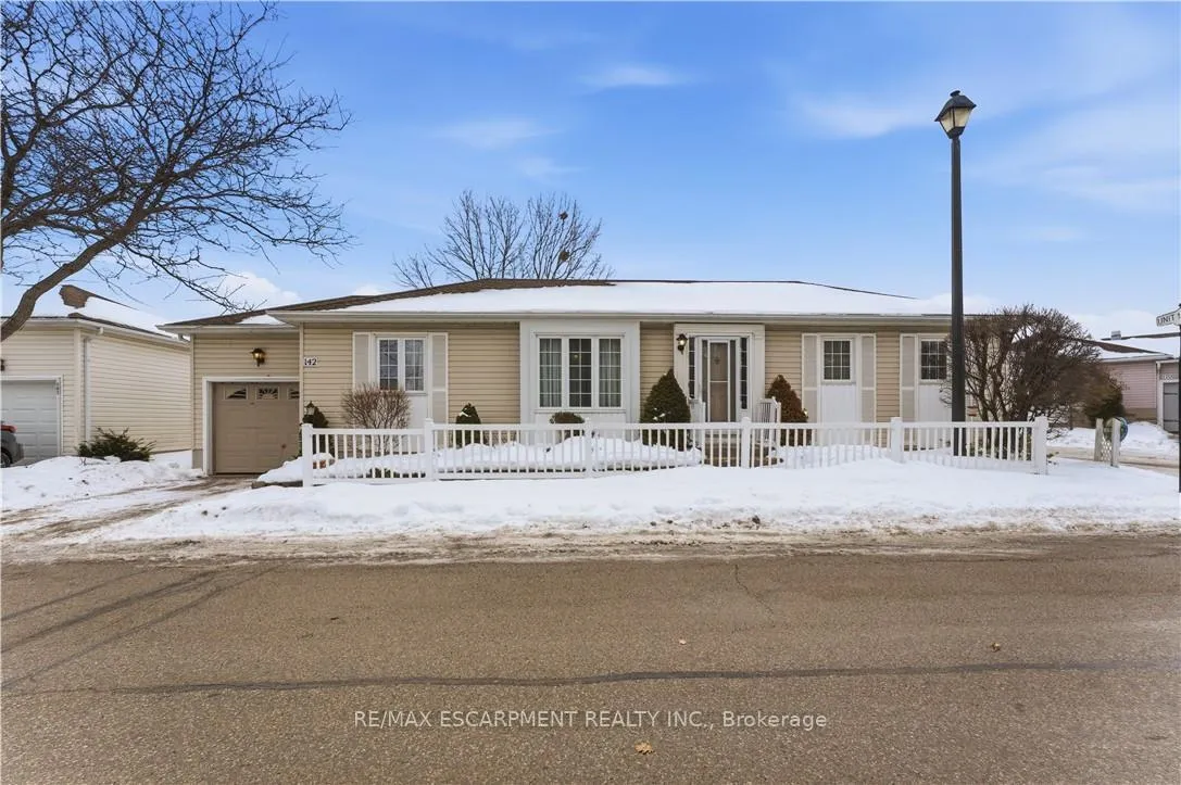 Photo 1 of 142 Silverbirch Avenue, Hamilton, Villages of Glancaster — HOMEH