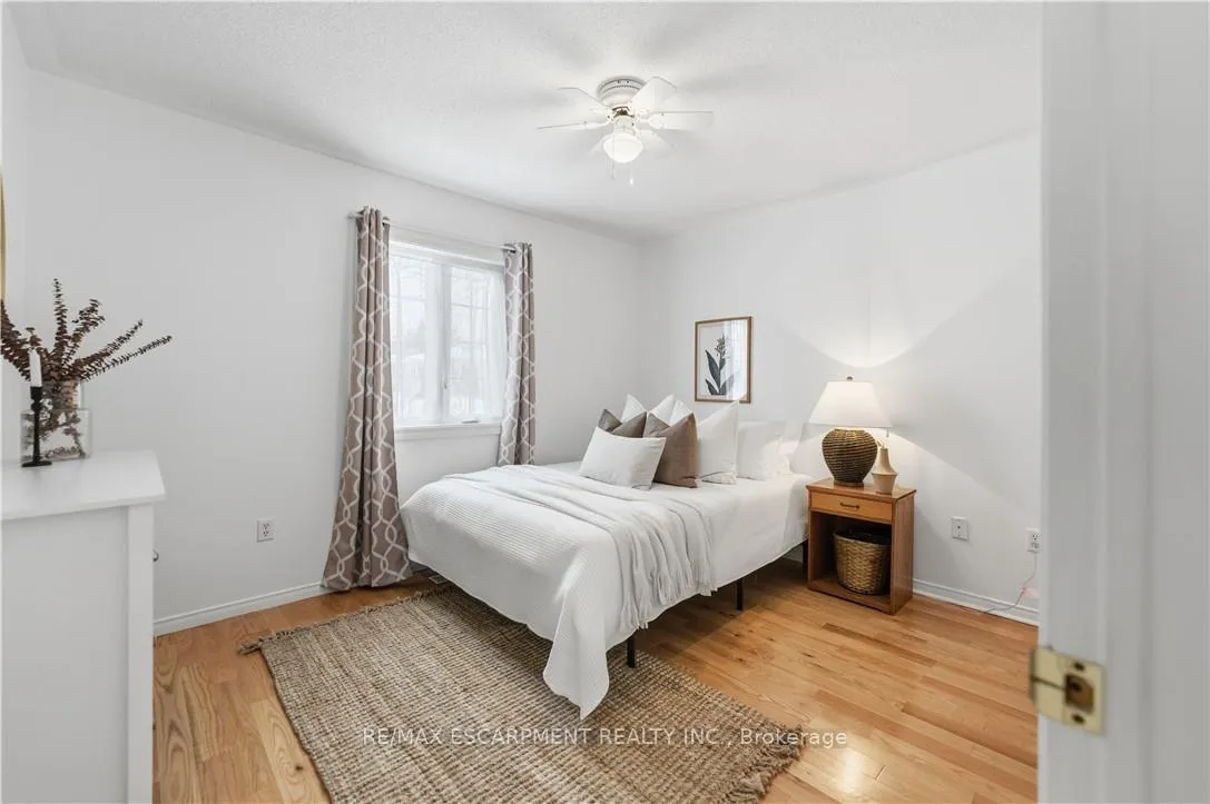 Photo 15 of 142 Silverbirch Avenue, Hamilton, Villages of Glancaster — HOMEH