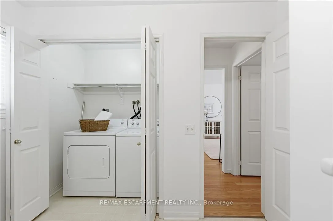 Photo 18 of 142 Silverbirch Avenue, Hamilton, Villages of Glancaster — HOMEH