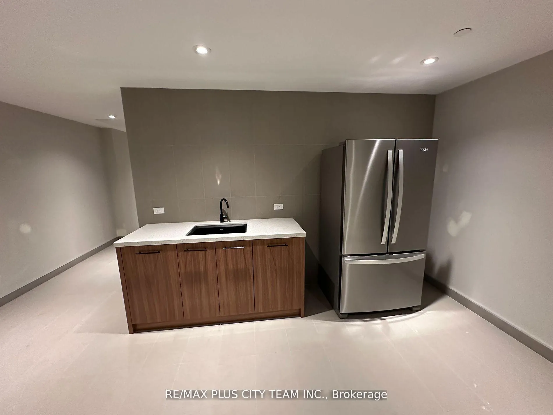 Photo 23 of Unit 1402, 45 Baseball Place, Toronto, South Riverdale — HOMEH