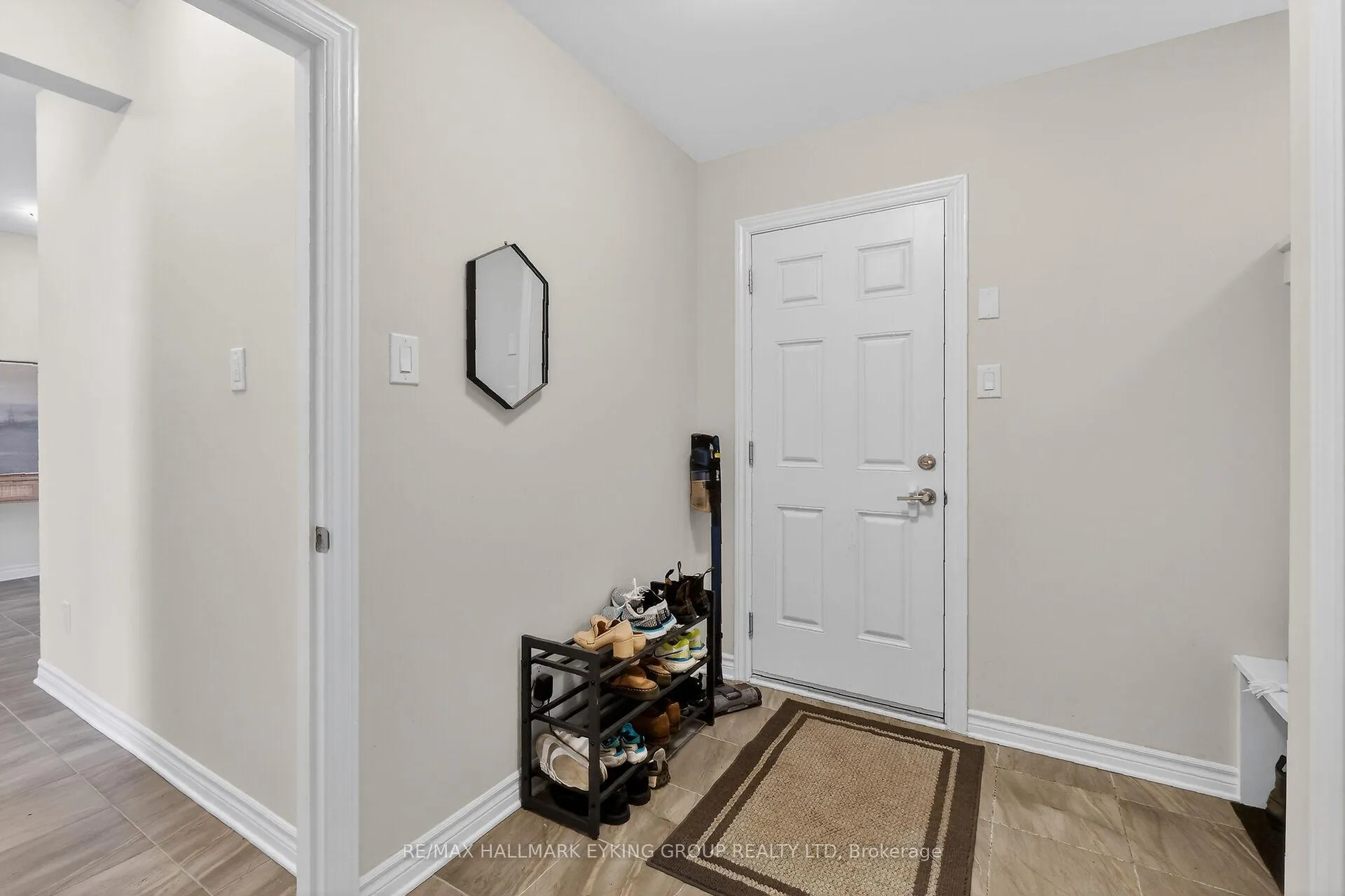 Photo 26 of 56 Viceroy Mews, Ottawa, Blossom Park/Kemp Park/Findlay Creek — HOMEH