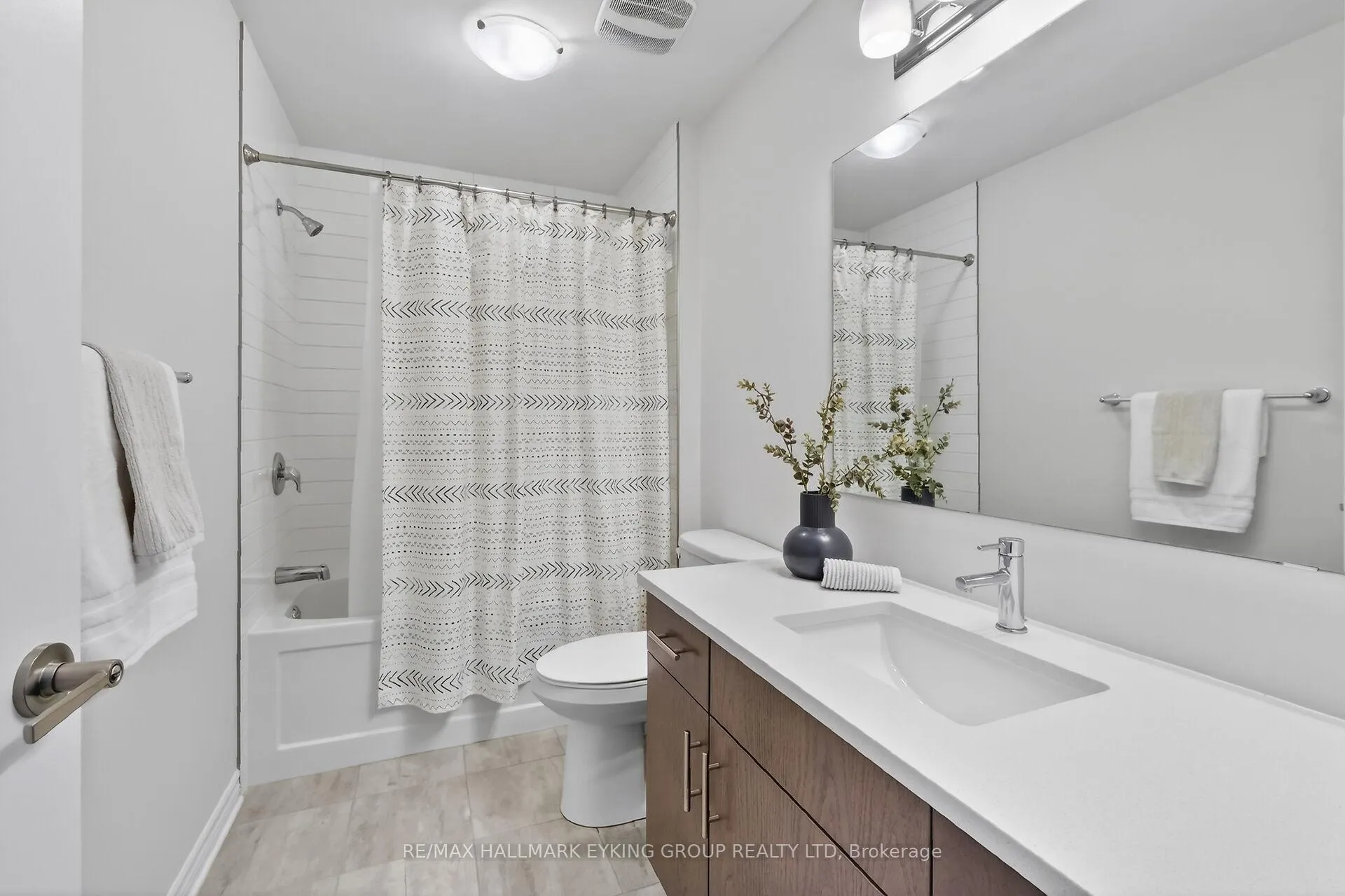 Photo 41 of 56 Viceroy Mews, Ottawa, Blossom Park/Kemp Park/Findlay Creek — HOMEH