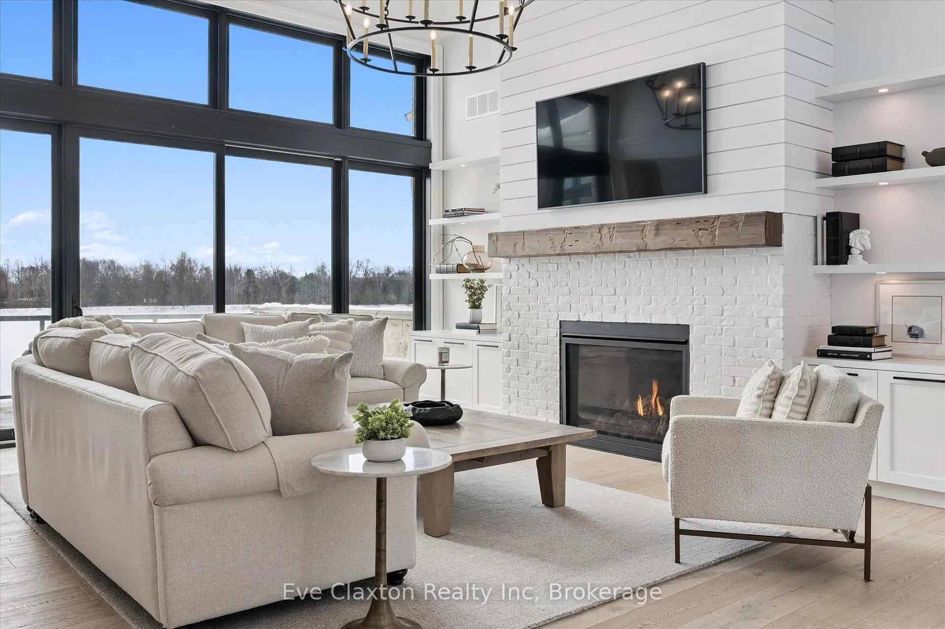 Photo 8 of 129 Heritage Lake Drive, Puslinch, Crieff/Aikensville/Killean — HOMEH