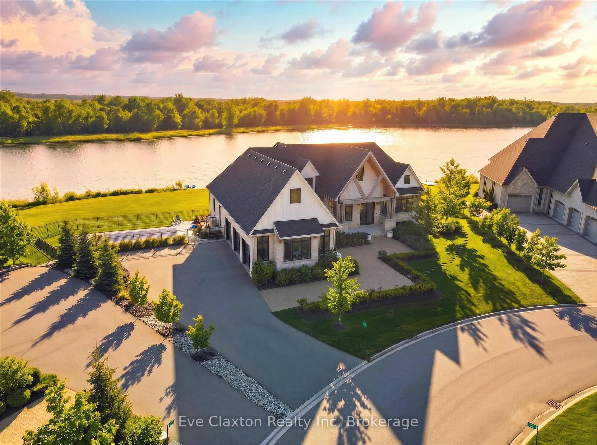 Photo of 129 Heritage Lake Drive