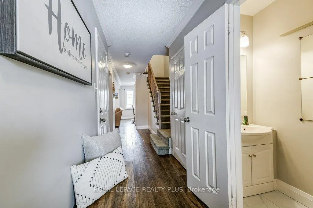 Photo 6 of 5144 Lampman Avenue, Burlington, Uptown — HOMEH
