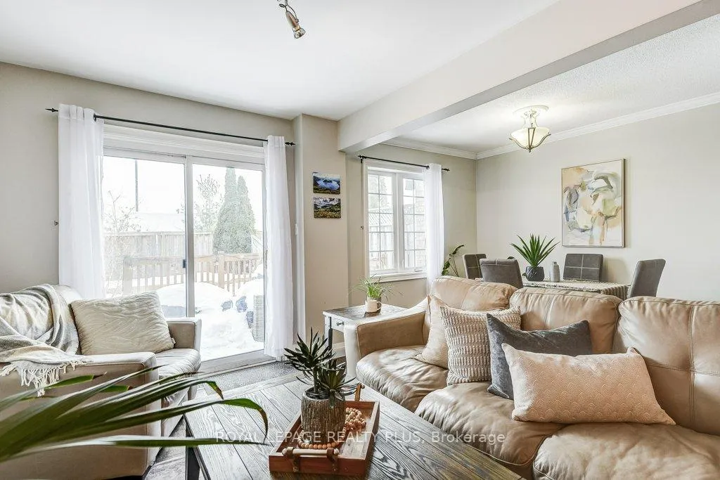 Photo 13 of 5144 Lampman Avenue, Burlington, Uptown — HOMEH