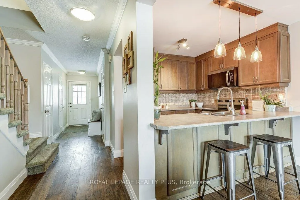 Photo 19 of 5144 Lampman Avenue, Burlington, Uptown — HOMEH