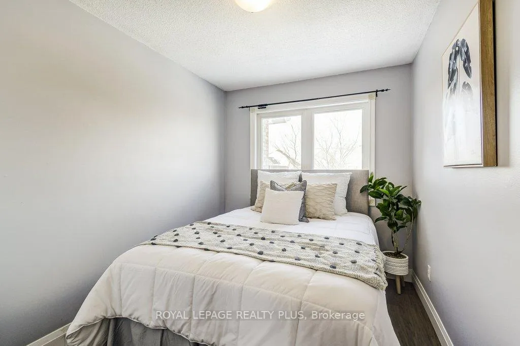 Photo 22 of 5144 Lampman Avenue, Burlington, Uptown — HOMEH