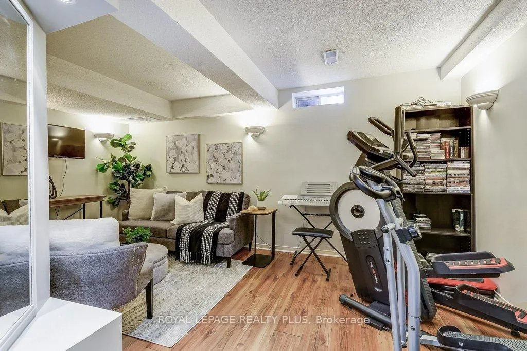 Photo 32 of 5144 Lampman Avenue, Burlington, Uptown — HOMEH