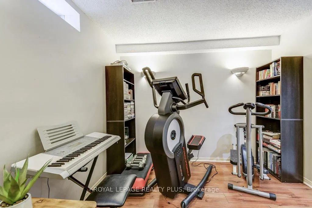 Photo 35 of 5144 Lampman Avenue, Burlington, Uptown — HOMEH