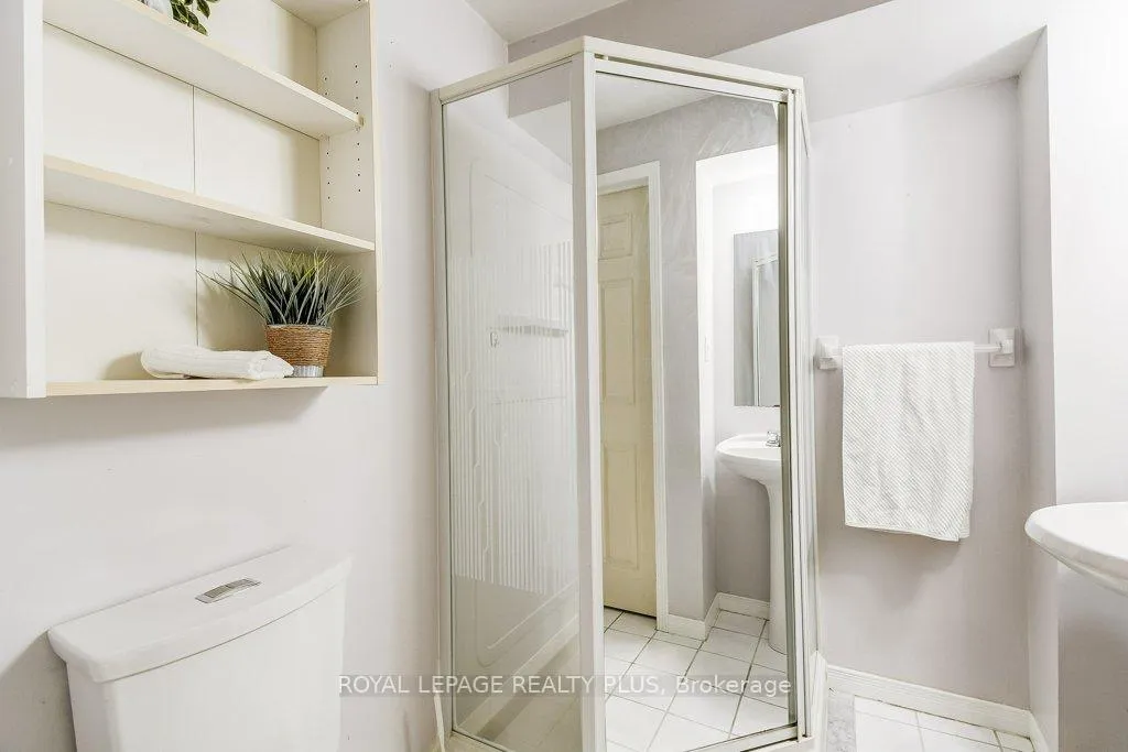 Photo 36 of 5144 Lampman Avenue, Burlington, Uptown — HOMEH