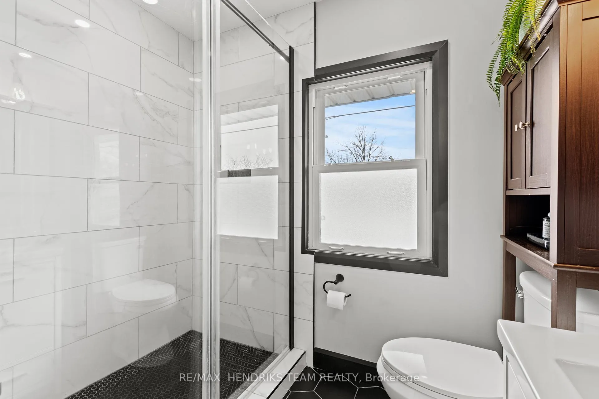 Photo 24 of 16 Haig Street, St. Catharines, Downtown — HOMEH