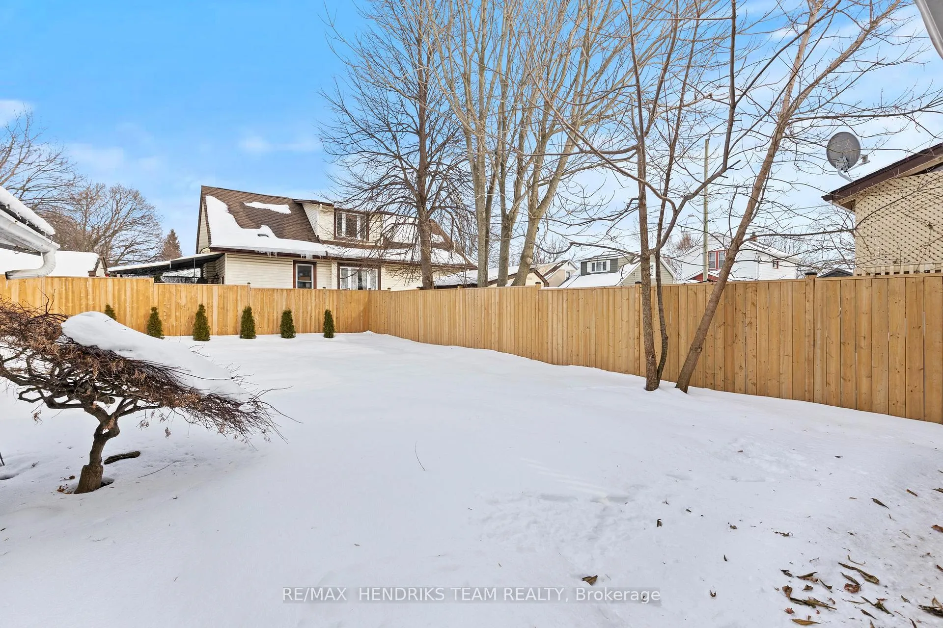 Photo 39 of 16 Haig Street, St. Catharines, Downtown — HOMEH