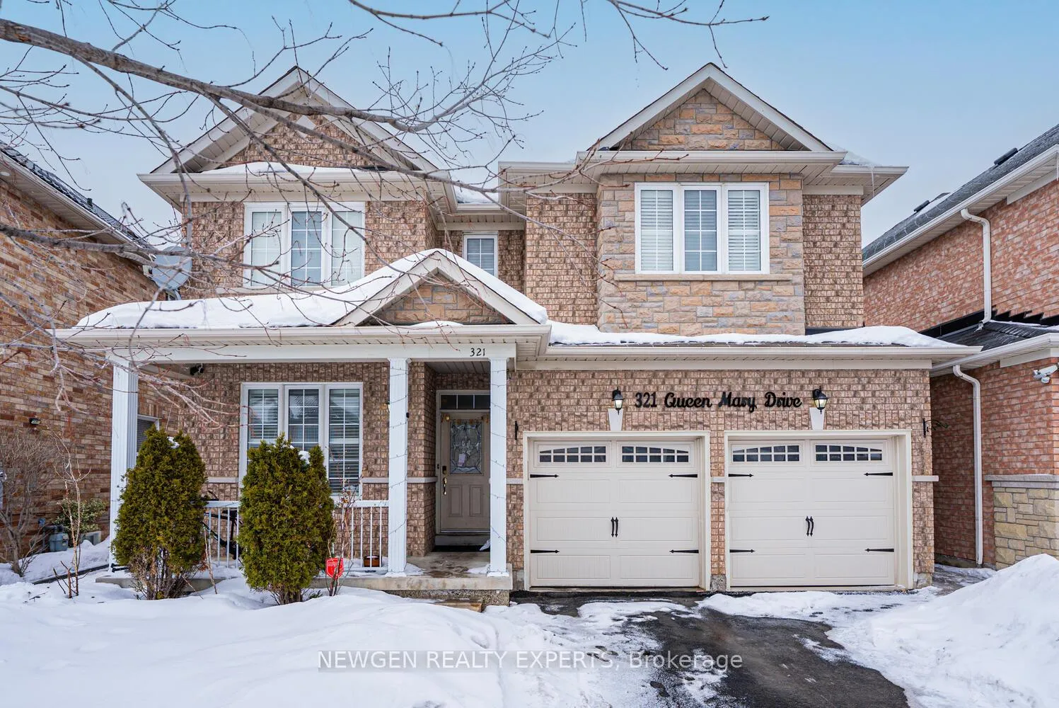 Front of 321 Queen Mary Drive