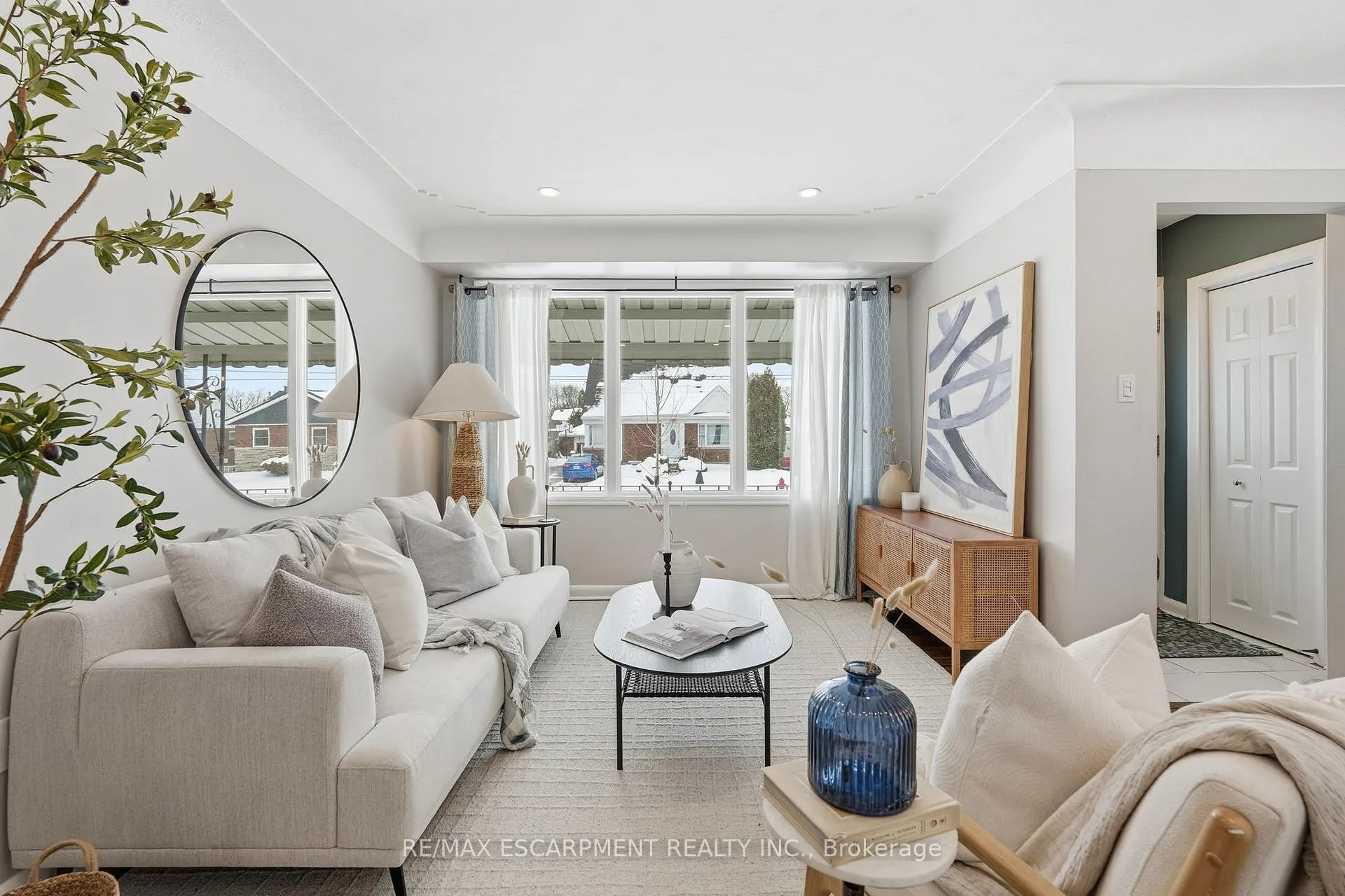 Photo 10 of 15 Mulock Avenue, Hamilton, Sunninghill — HOMEH