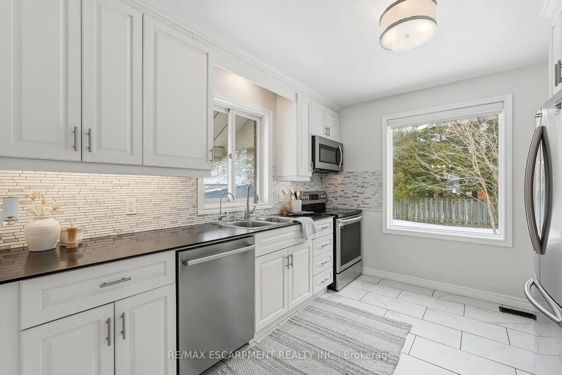 Photo 15 of 15 Mulock Avenue, Hamilton, Sunninghill — HOMEH