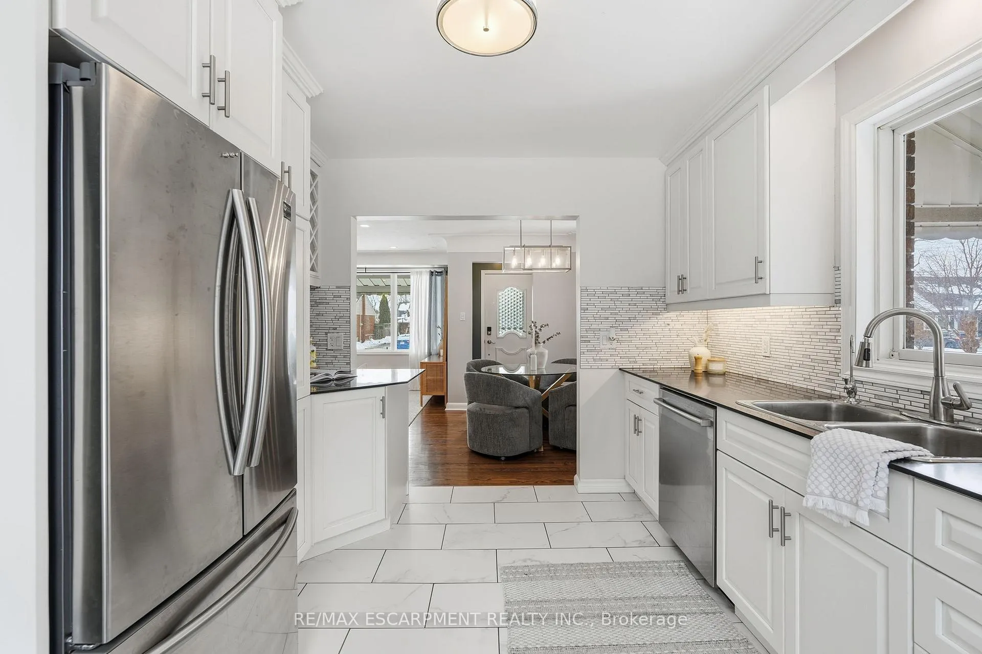 Photo 18 of 15 Mulock Avenue, Hamilton, Sunninghill — HOMEH