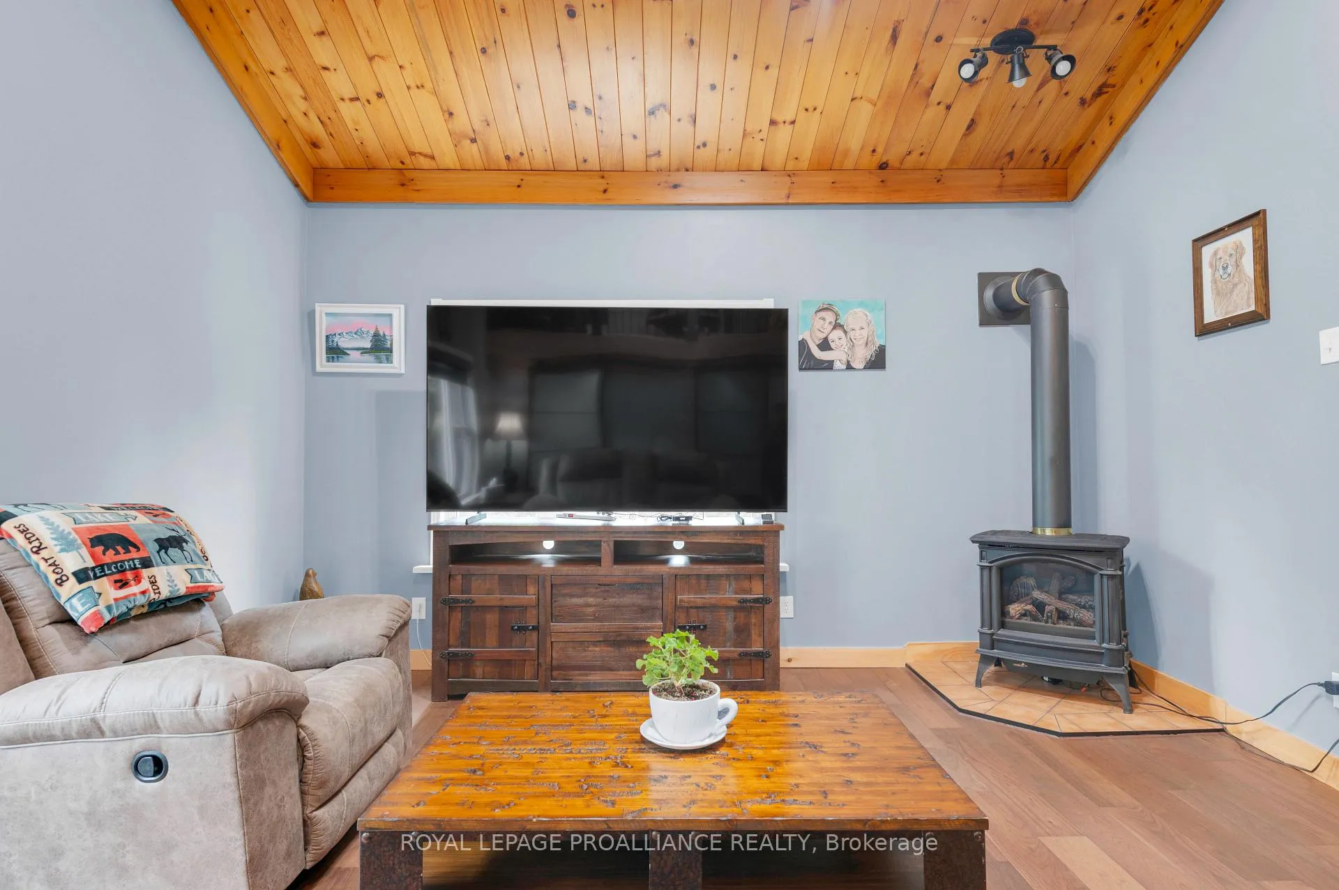Photo 10 of 138 Hollister Road, Tweed, Hungerford (Twp) — HOMEH