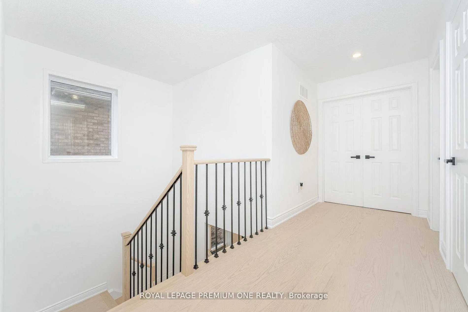 Photo 25 of 224 Hollywood Hill Circle, Vaughan, Vellore Village — HOMEH