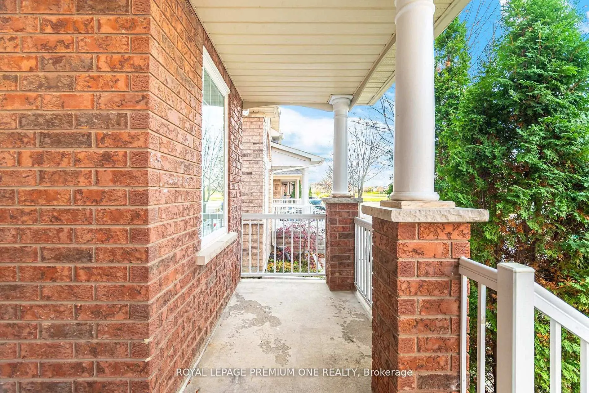 Photo 40 of 224 Hollywood Hill Circle, Vaughan, Vellore Village — HOMEH