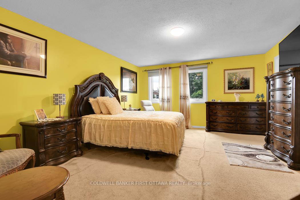 Photo 16 of 23 Manju Street, Ottawa, Hunt Club Park — HOMEH