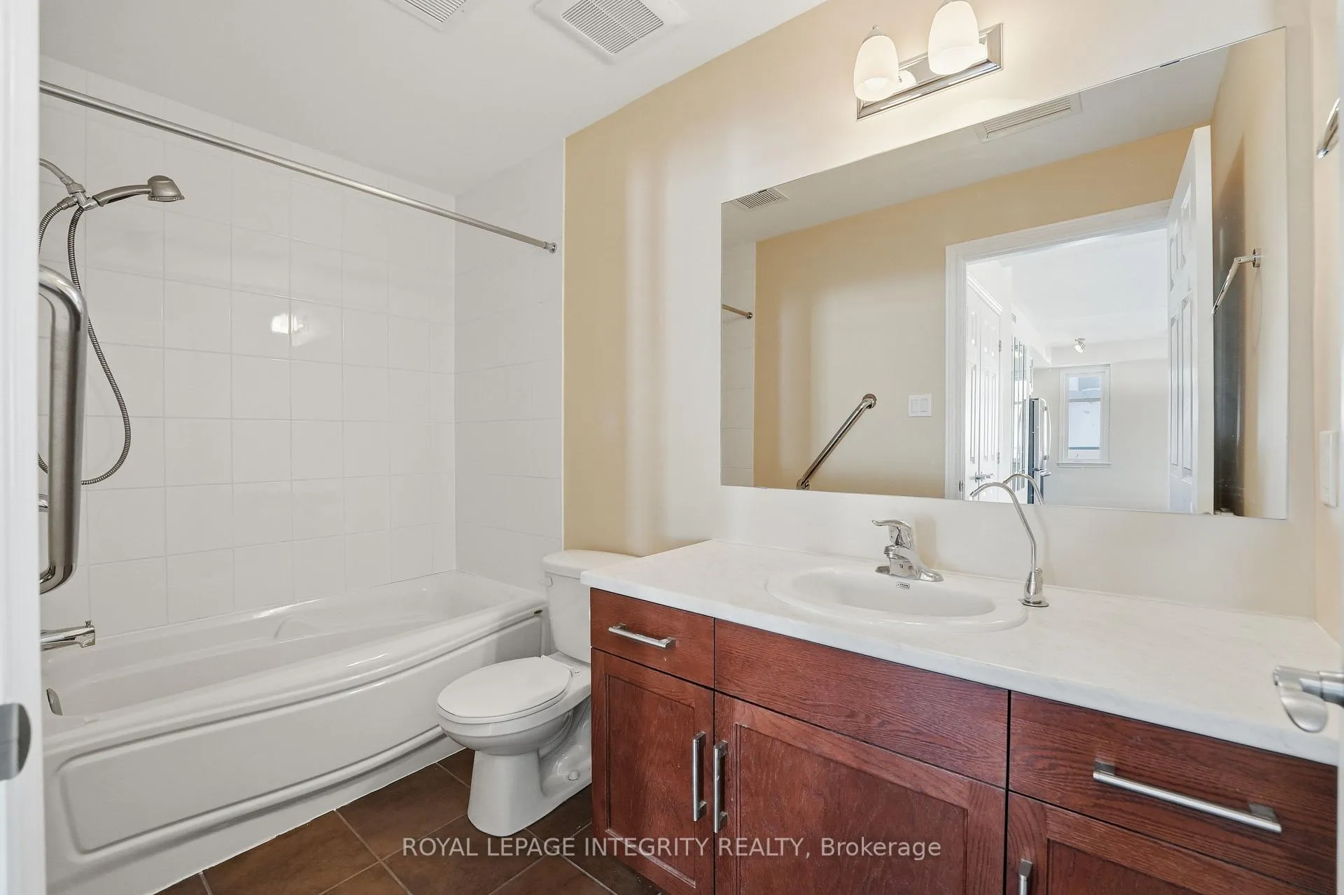 Photo 17 of Unit 302, 180 Guelph Private, Ottawa, Kanata - Kanata Lakes/Heritage Hills — HOMEH
