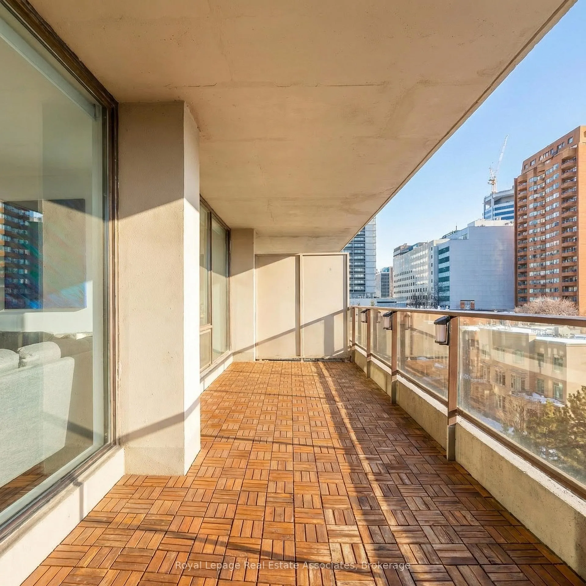 Photo 19 of Unit 602, 20 Avoca Avenue, Toronto, Rosedale-Moore Park — HOMEH
