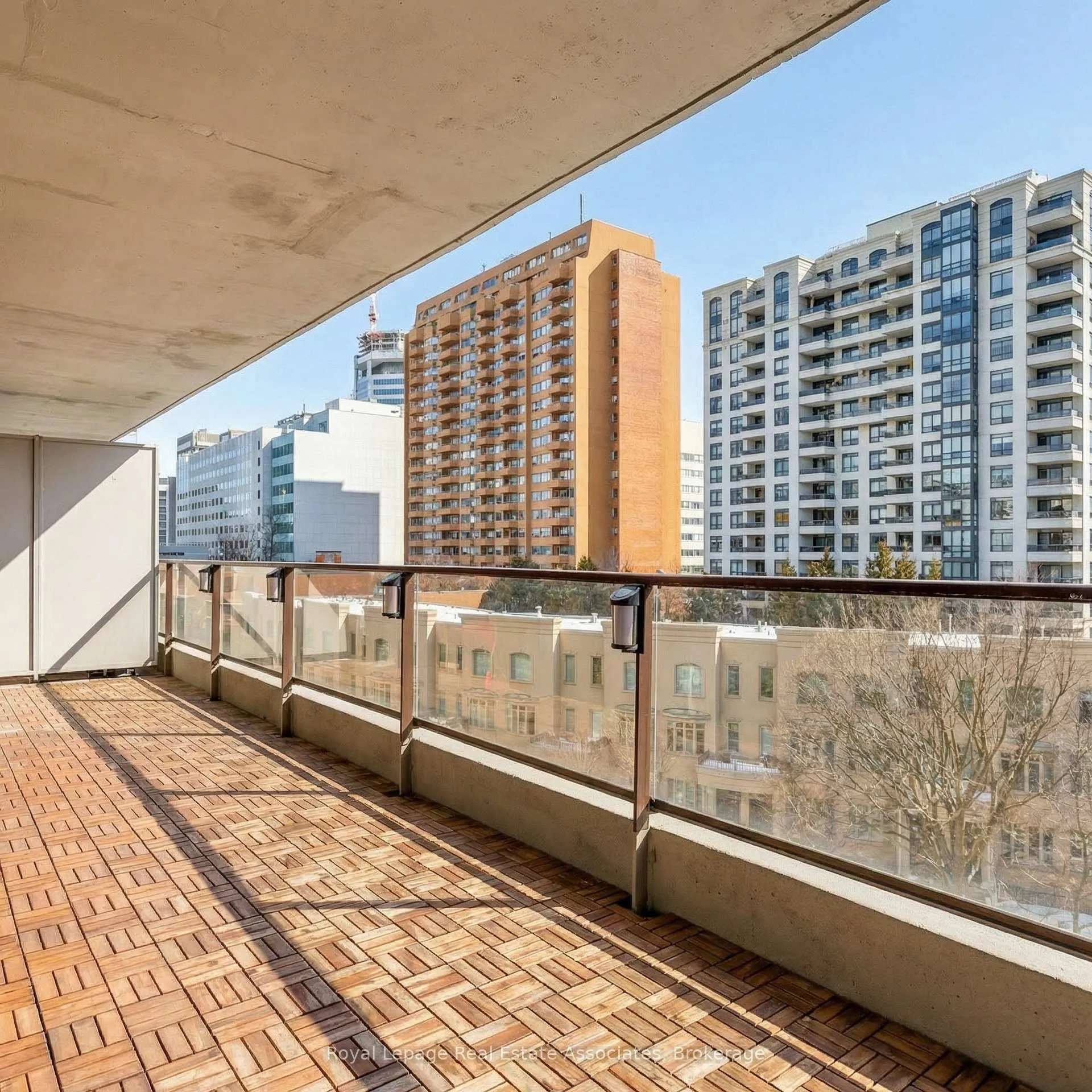 Photo 21 of Unit 602, 20 Avoca Avenue, Toronto, Rosedale-Moore Park — HOMEH