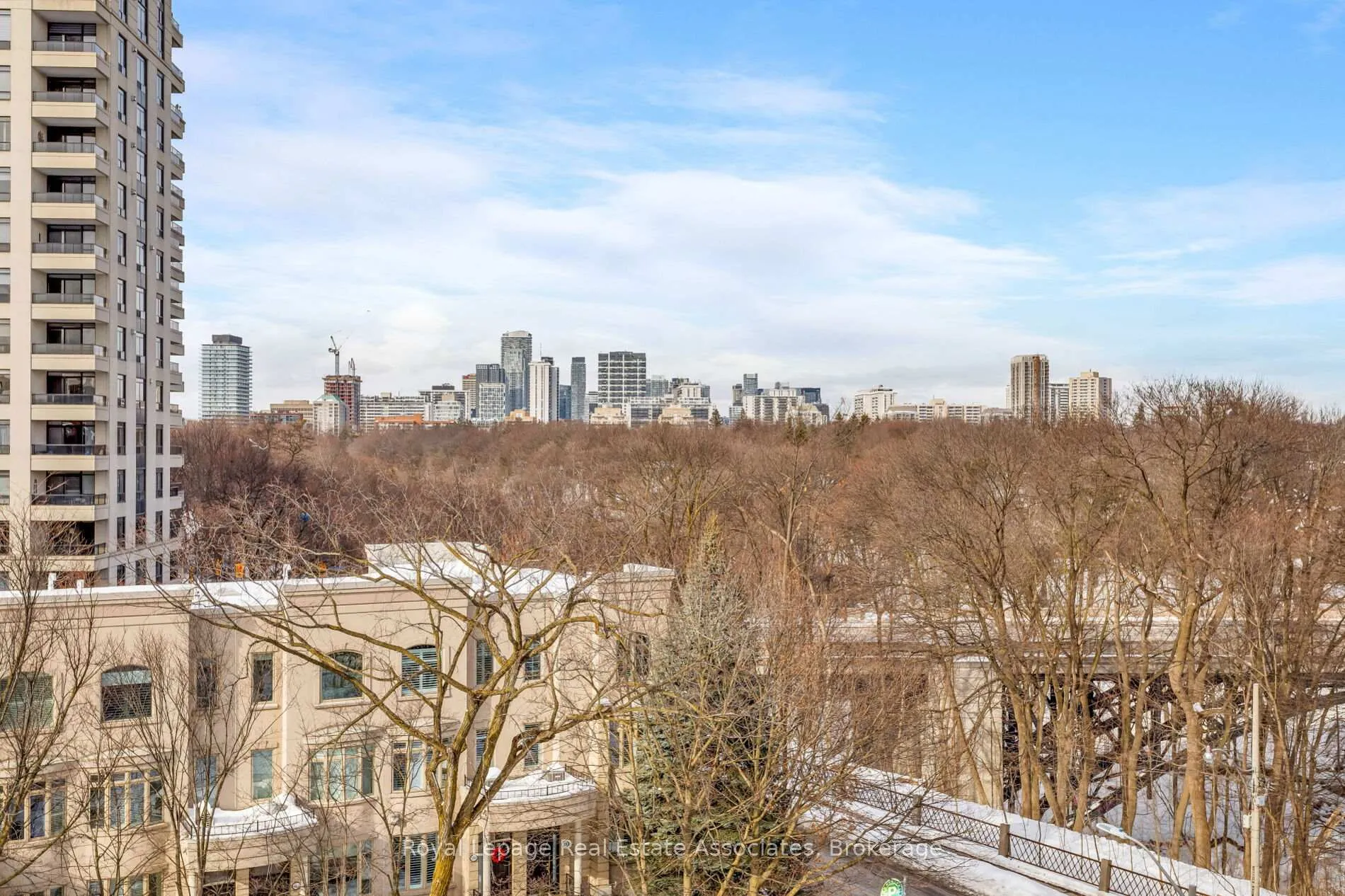 Photo 22 of Unit 602, 20 Avoca Avenue, Toronto, Rosedale-Moore Park — HOMEH