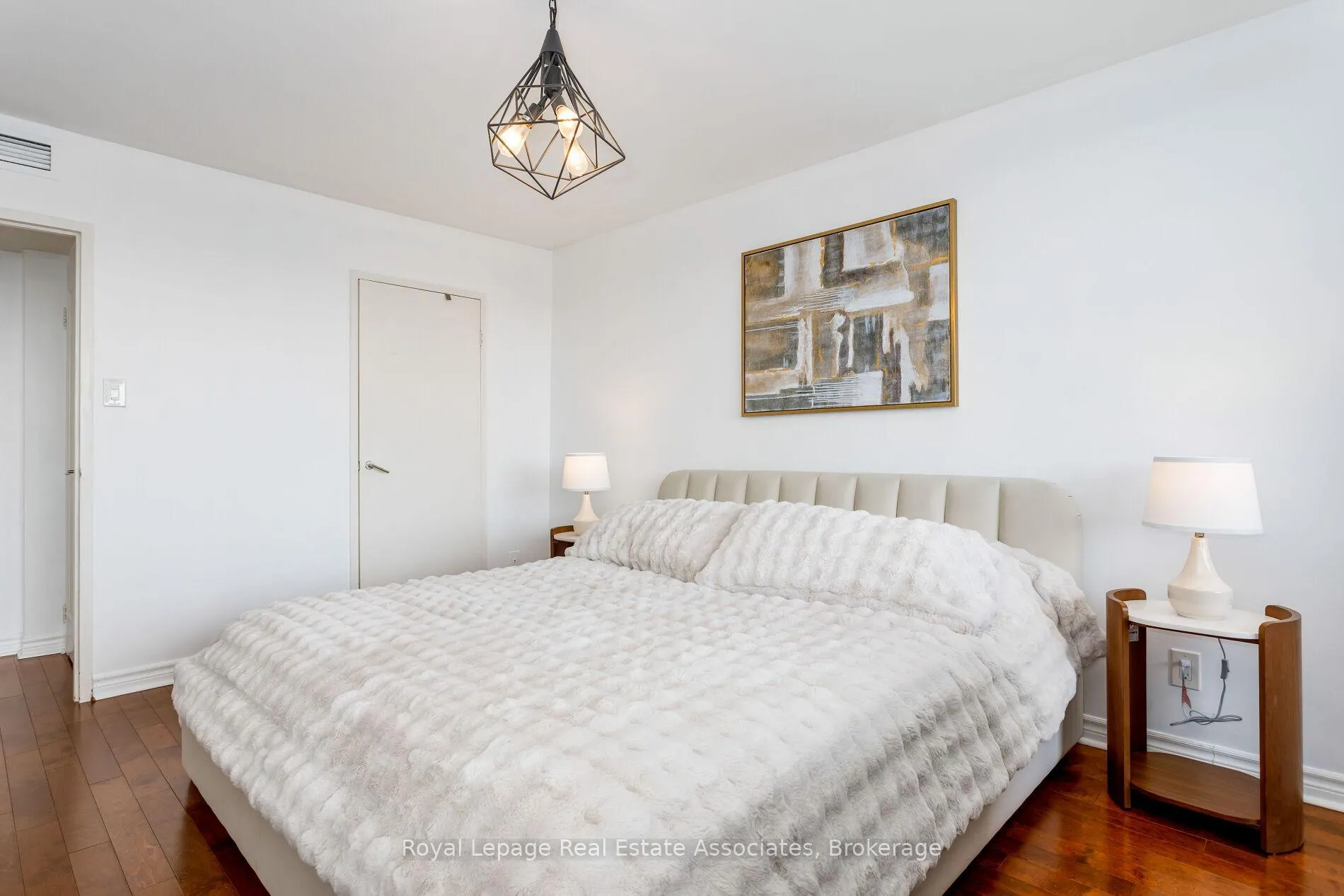 Photo 28 of Unit 602, 20 Avoca Avenue, Toronto, Rosedale-Moore Park — HOMEH
