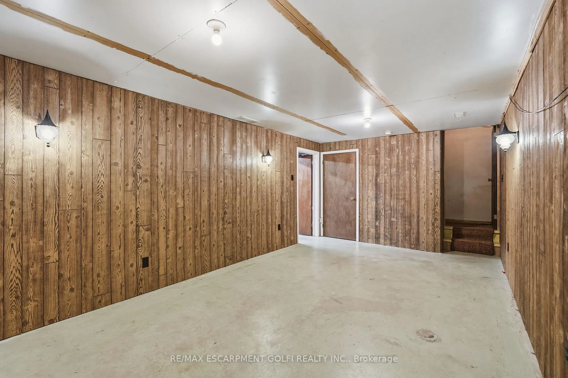 Photo 21 of 8 Sanctuary Drive, Hamilton, Dundas — HOMEH