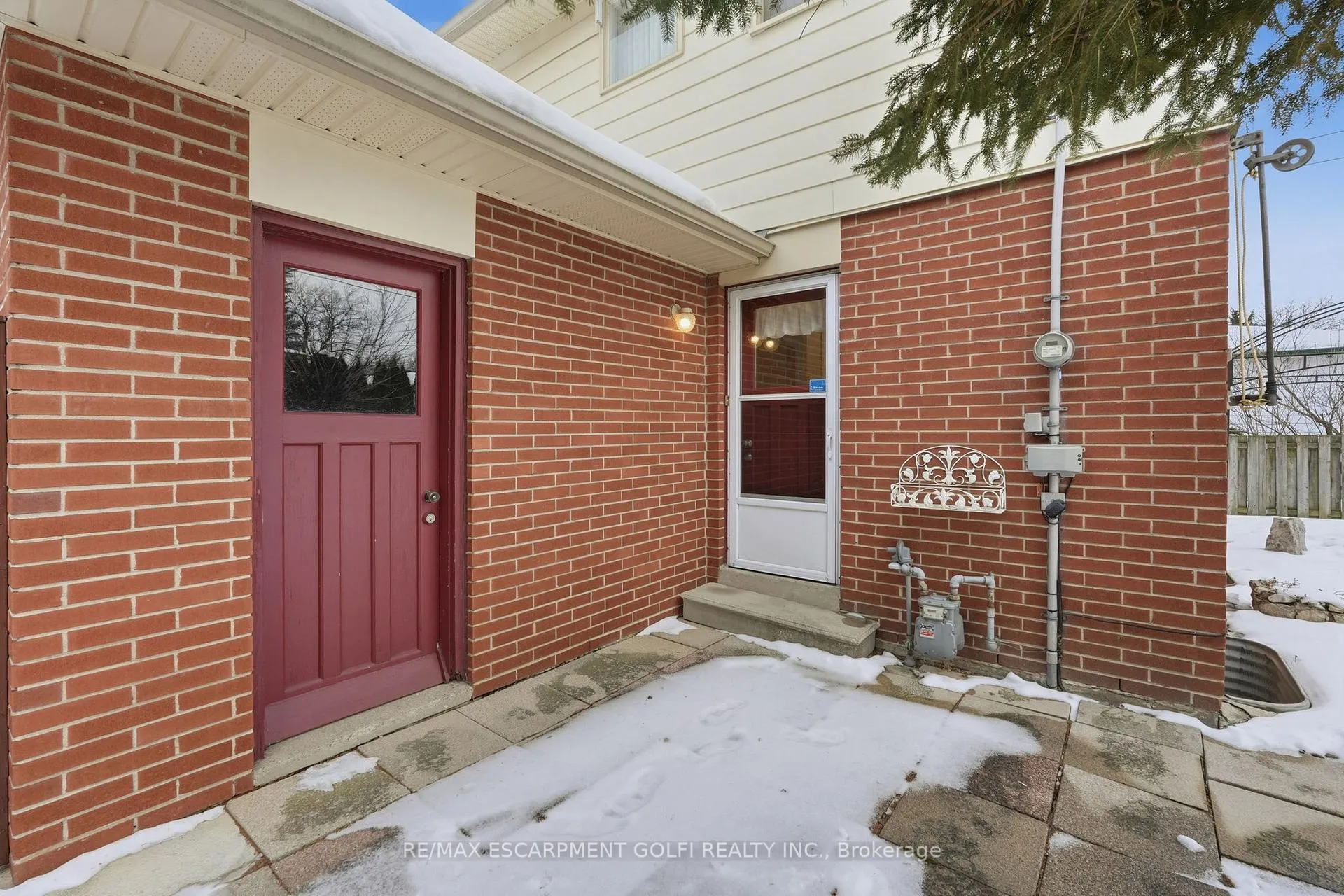 Photo 22 of 8 Sanctuary Drive, Hamilton, Dundas — HOMEH