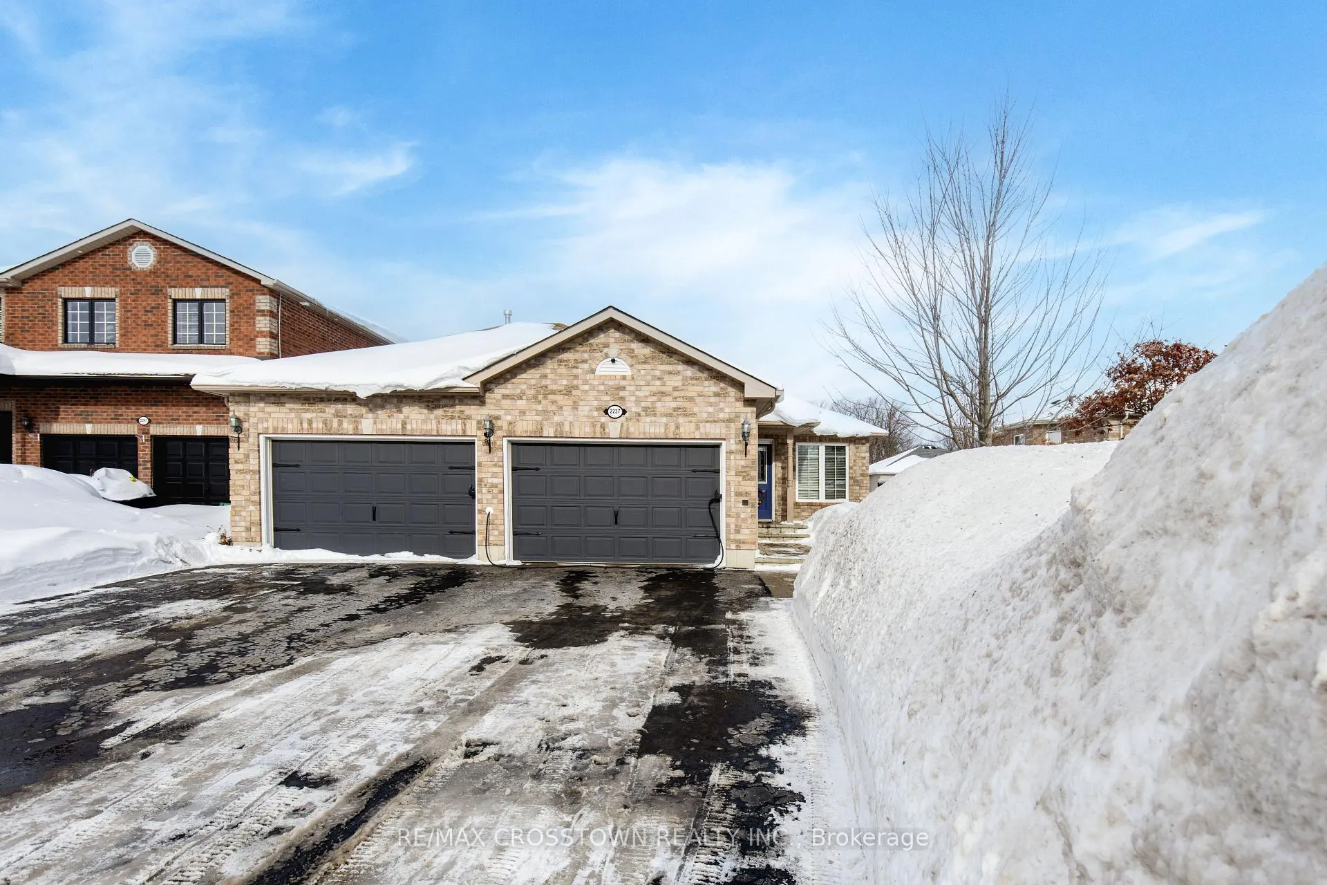 Photo 2 of 2237 Sproule Street, Innisfil, Alcona — HOMEH