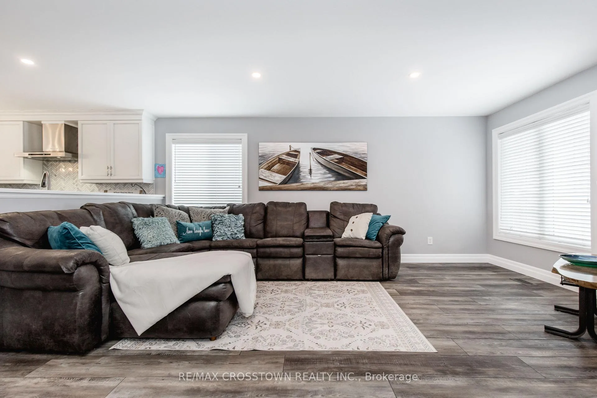 Photo 7 of 2237 Sproule Street, Innisfil, Alcona — HOMEH