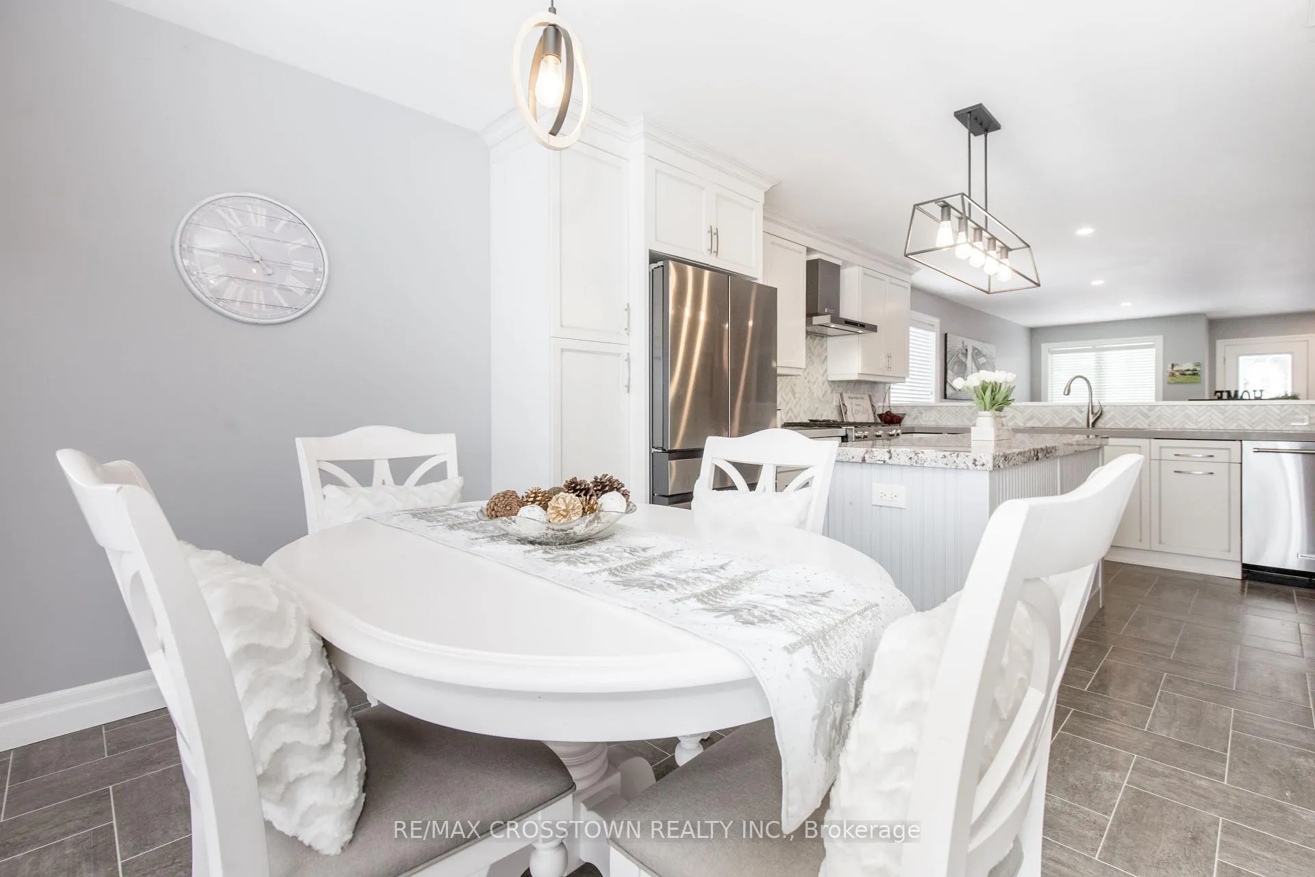 Photo 15 of 2237 Sproule Street, Innisfil, Alcona — HOMEH