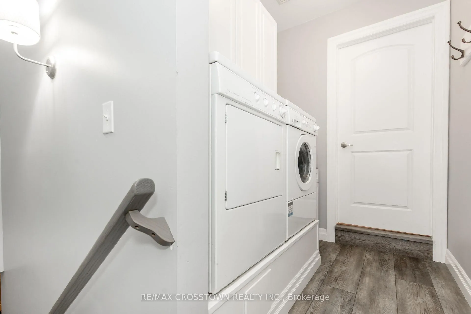Photo 32 of 2237 Sproule Street, Innisfil, Alcona — HOMEH