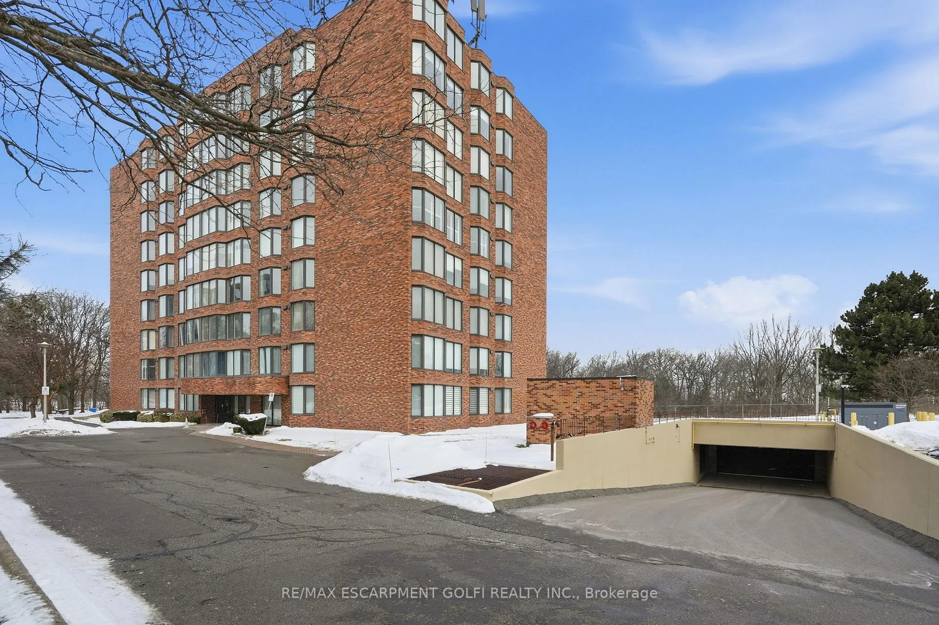 Photo 2 of Unit 208, 180 Limeridge Road, Hamilton, Rolston — HOMEH