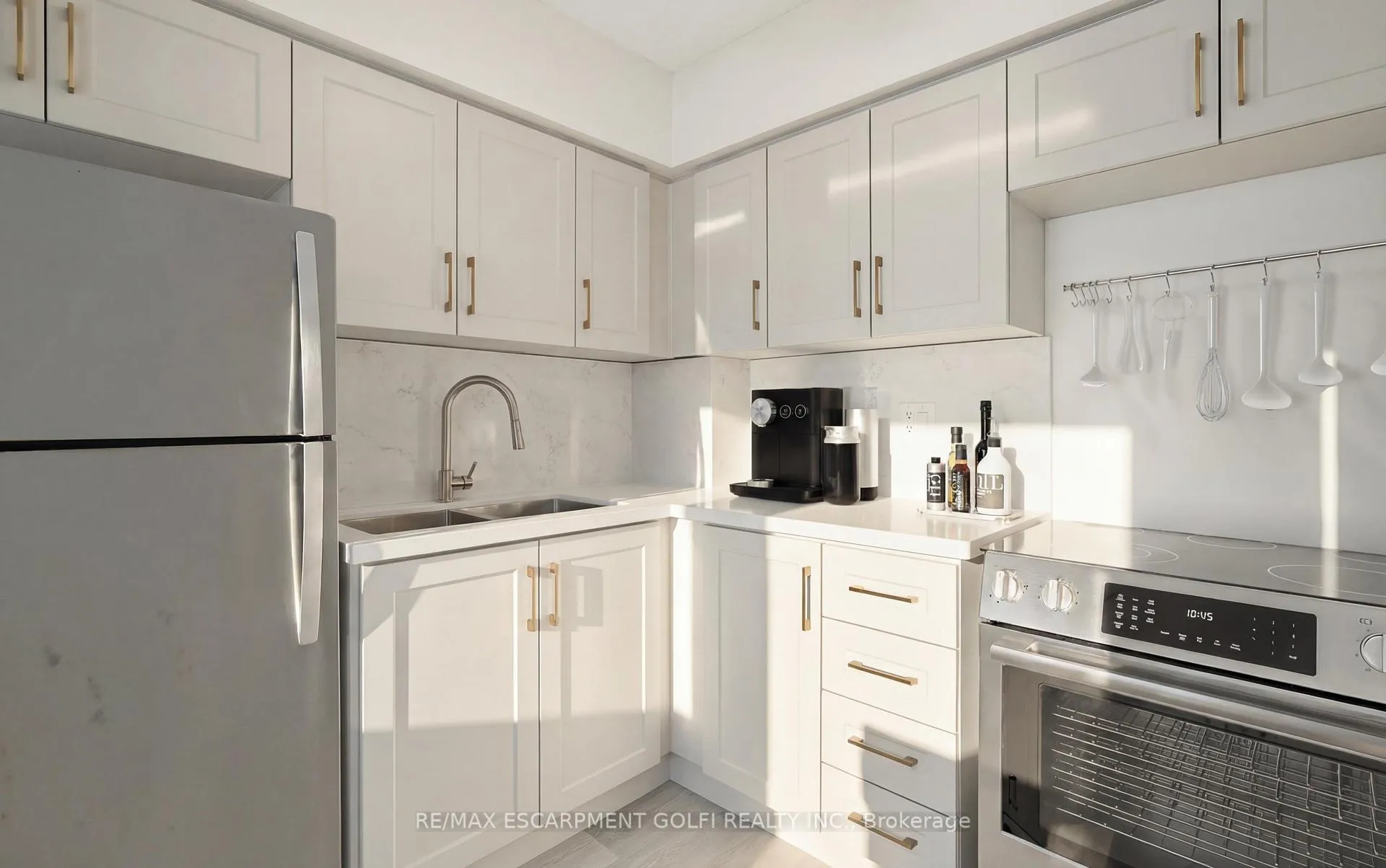 Photo 8 of Unit 208, 180 Limeridge Road, Hamilton, Rolston — HOMEH