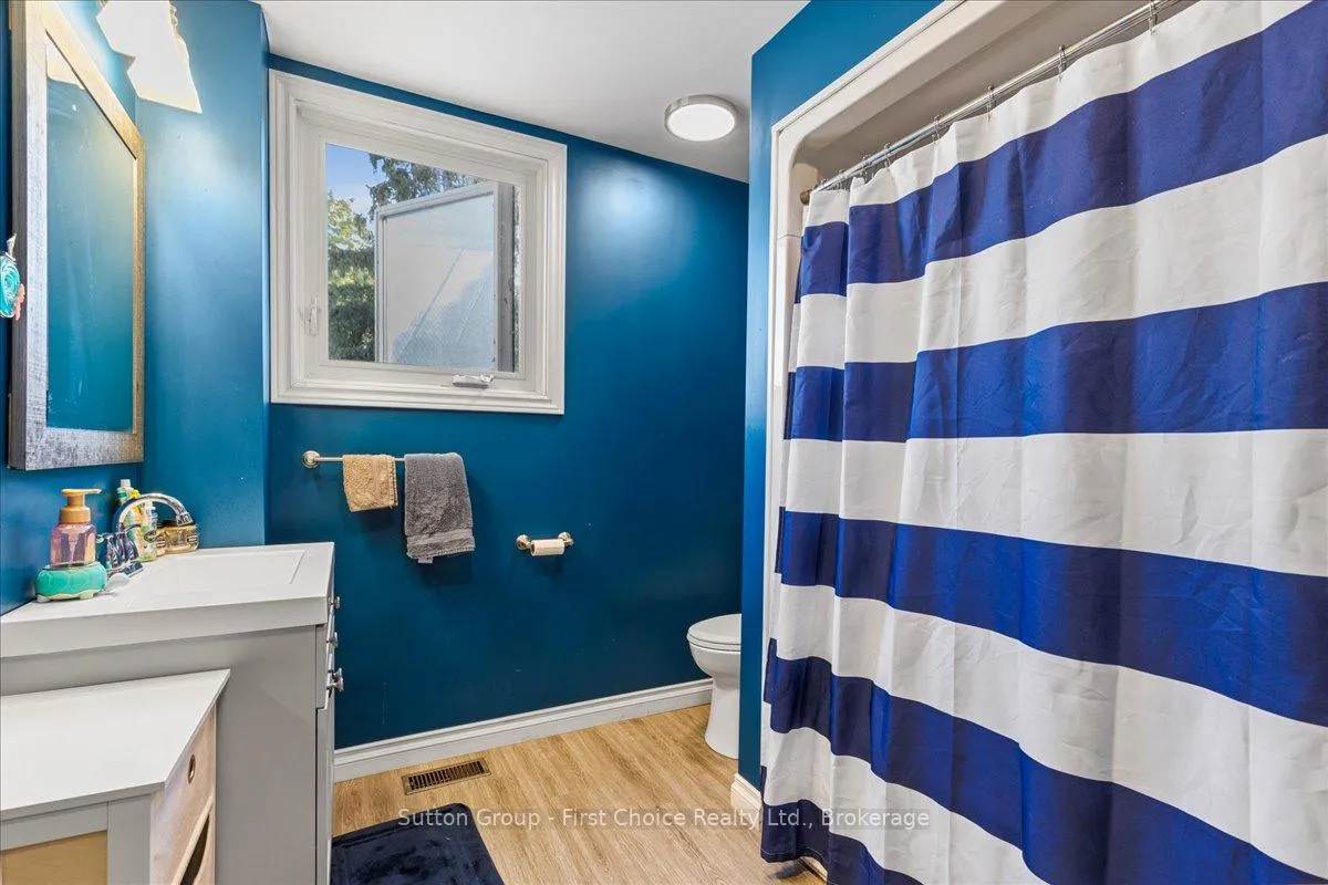 Photo 20 of 33 Victoria Street, West Perth, Mitchell — HOMEH
