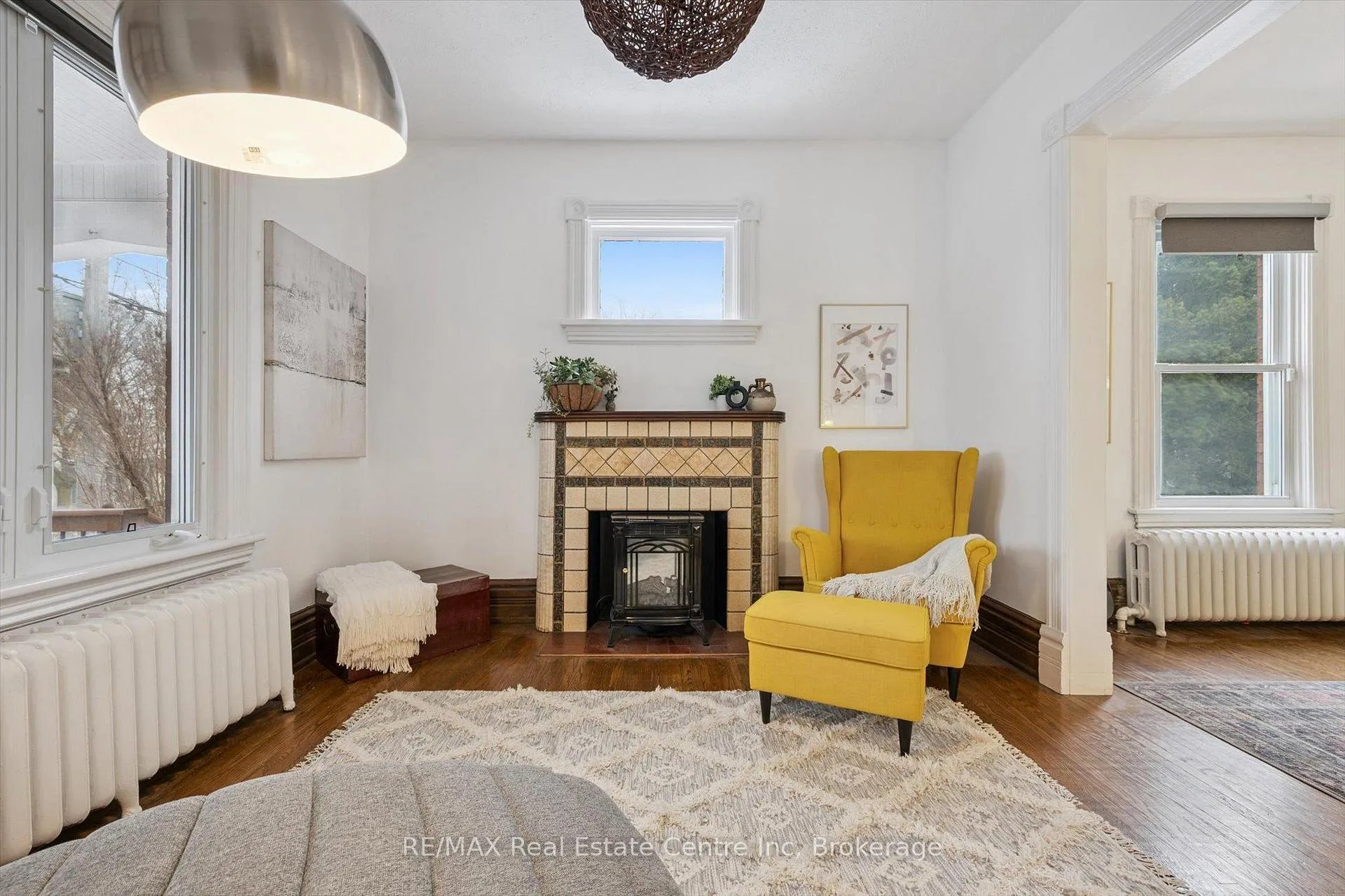 Photo 6 of 572 Woolwich Street, Guelph, Exhibition Park — HOMEH