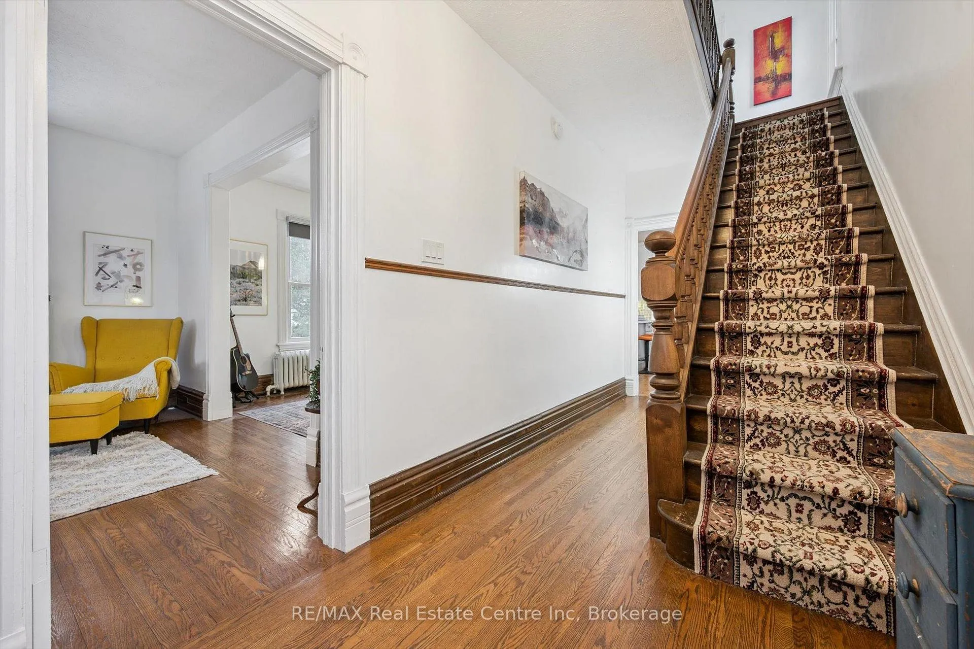 Photo 16 of 572 Woolwich Street, Guelph, Exhibition Park — HOMEH