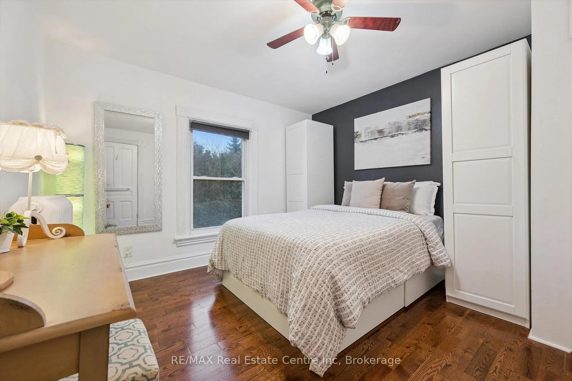 Photo 17 of 572 Woolwich Street, Guelph, Exhibition Park — HOMEH